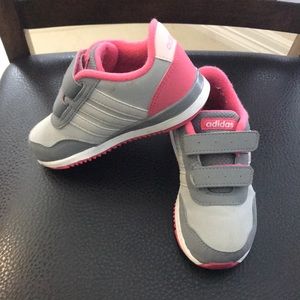 Toddler Adidas size 8